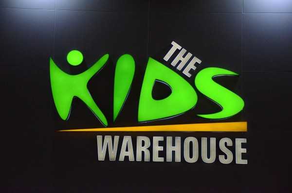 interior_branding/branded_apparel_outlet_