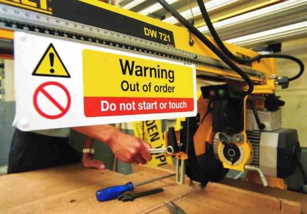 safety_and_traffic_signs/standard_safety_signs