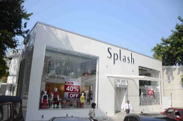 interior_branding/branded_apparel_outlet_