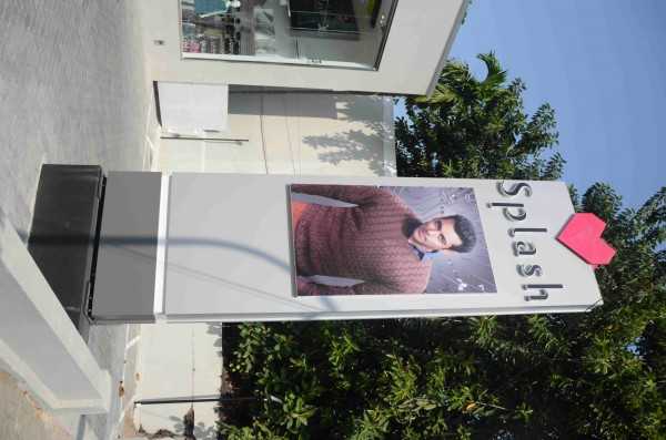 interior_branding/branded_apparel_outlet_