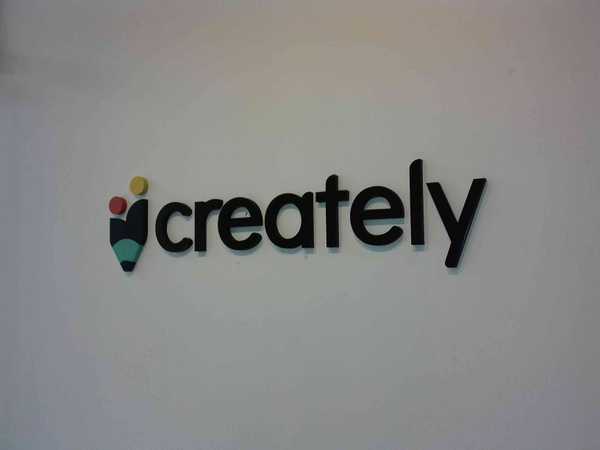 interior_branding/showroom_and_office_branding