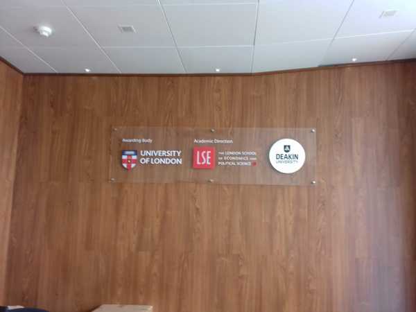 interior_branding/showroom_and_office_branding